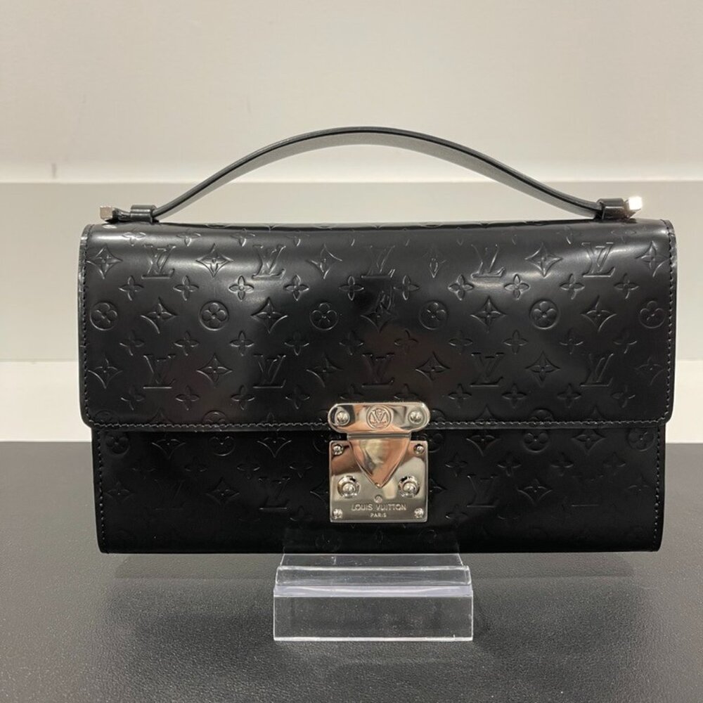 Louis Vuitton Monogram Glace Anouchka Pochette MM Black (144696)